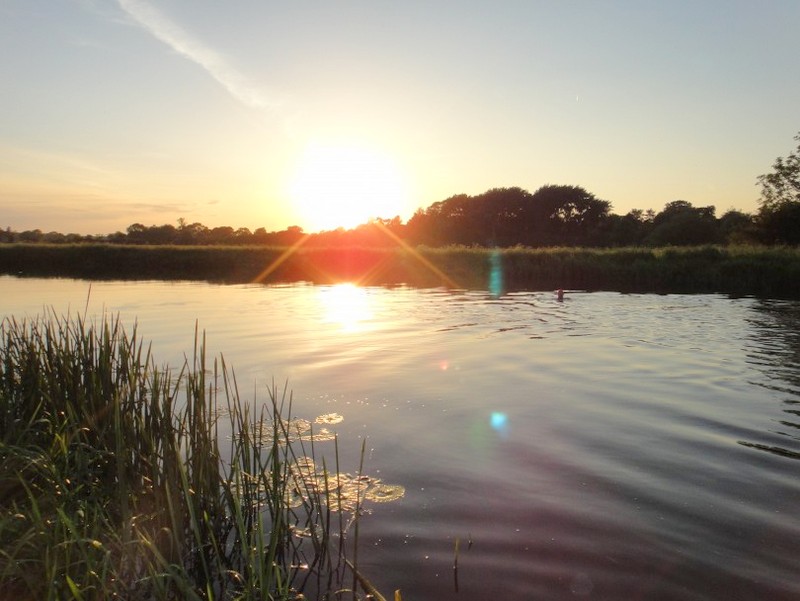 River-Nene-Oundle-Evening-Swimming-with-Friends-mywildsummer-