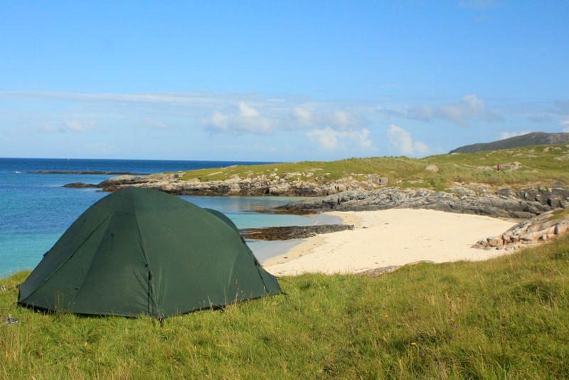 Wild-camping-on-Vatersay-the-Outer-Hebrides